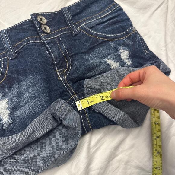 Low rise blue denim mini short shorts - size 3 from Truce - Picture 8 of 8